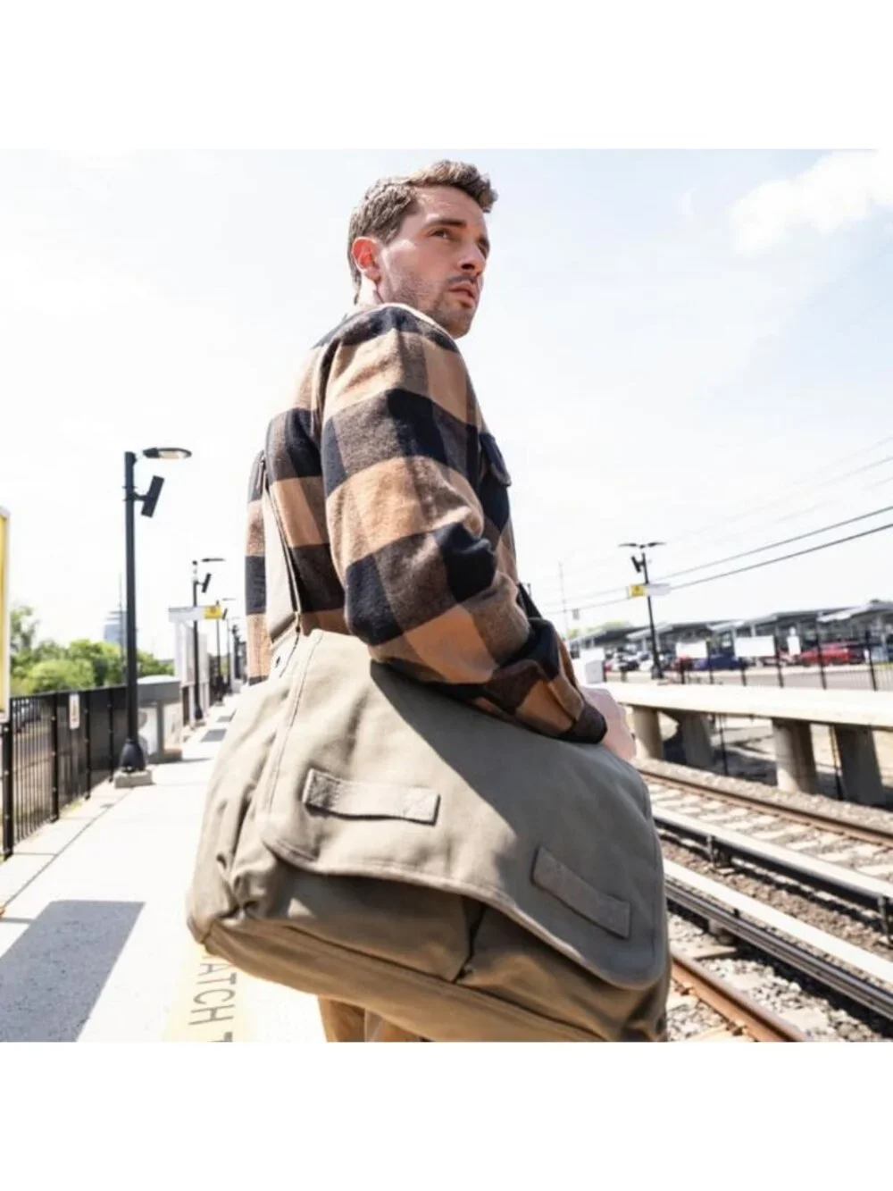Durable Canvas Messenger Bag for EDC, Travel & Daily Commutes | Organized